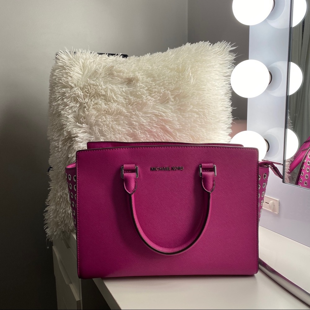 Michael Kors satchel *discontinued*